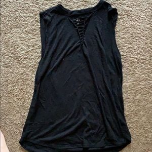 Black V tank